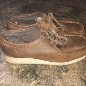 Women’s Brown wallabies